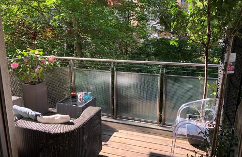 Best Apartment in the Center of Berlin with Big Terrace - Photo 17