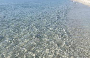 Les pieds dans l eau de Betty Ghisonaccia plage 50 m - Foto 45