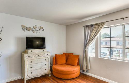 Pool Access Beautiful Modern Home in Las Vegas! - Photo 15