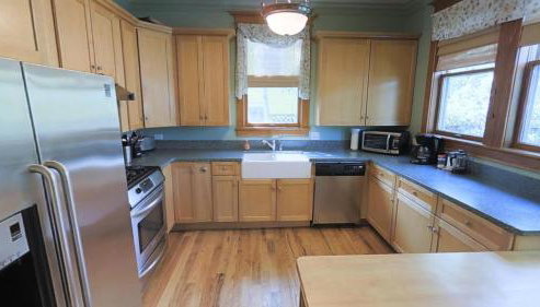 This Restored 1910 Craftsman 4-Bedroom Home Offers The Best Of Bozeman! - Foto 2