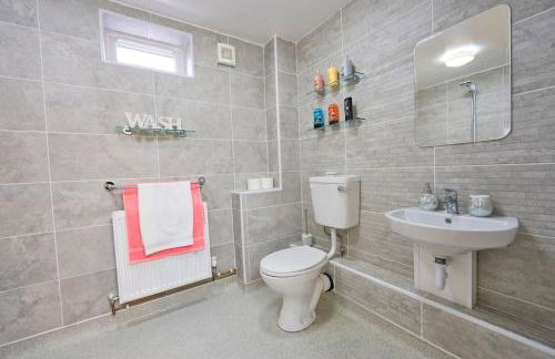 Bespoke Bungalow Salford Quays - Garden, WiFi and Parking - Foto 36