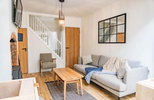 Benyon Street Townhouse - Photo 1