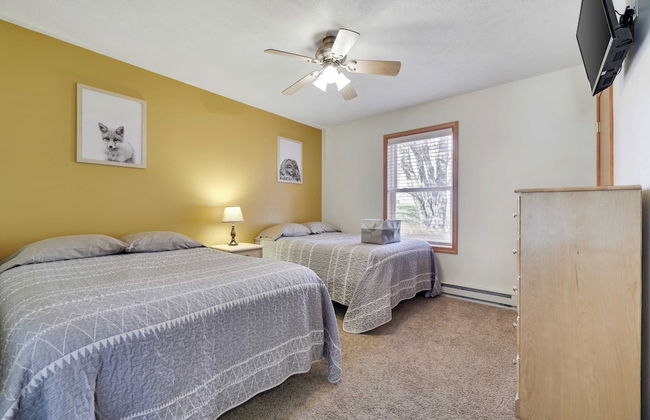 Sycamore Cove by Avantstay Hot Tub, Game Rooms - Foto 32