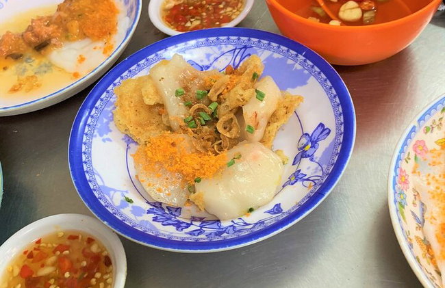 Da nang Helping Hand Food Trail (Da nang Food Tour) - Photo 15