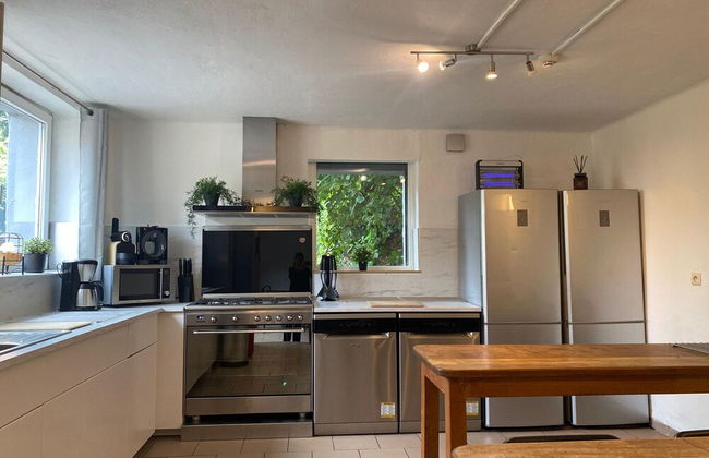 Modern Holiday Home with Hot Tub & Sauna in Ardennes - Photo 17