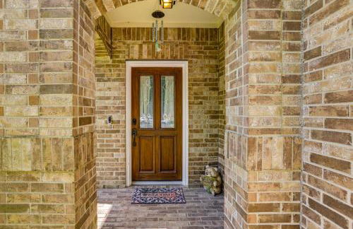 Fish and Hike Pet-Friendly Humble Home with Yard - Foto 29