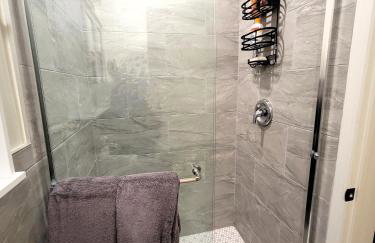 Perfectly located Pico Robertson ground floor 3 bedroom apartment Walk to restaurants WIFI TV Game Console Parking 5 minutes to Rodeo Drive - Foto 22