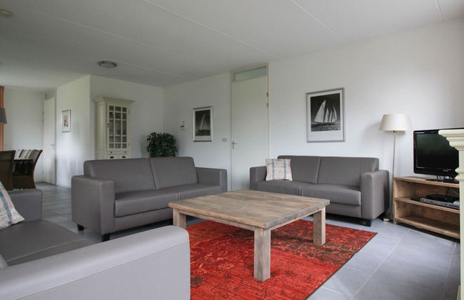 Villa With Whirlpool and Sauna in Makkum - Foto 10