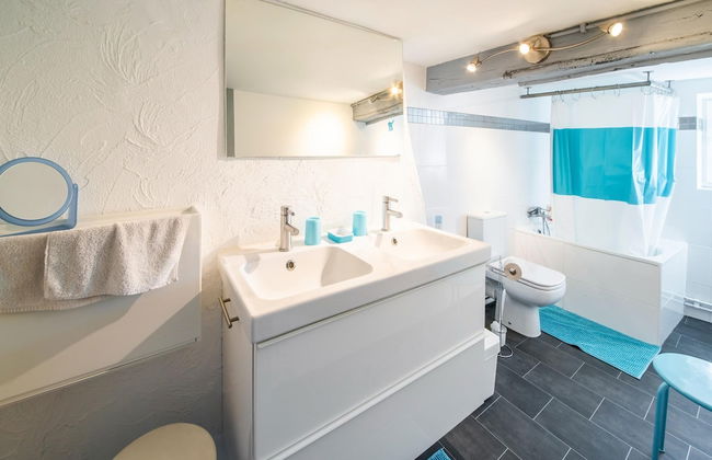 Cozy Holiday Home in La Reid With a Whirlpool - Foto 14