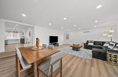 Pool, Hot Tub, Luxury 3 Beds,15 Min Beach,DT, Zoo, Sesame Place, Airport - Foto 18