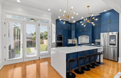 Modern Home Overlooking Downtown - Foto 27