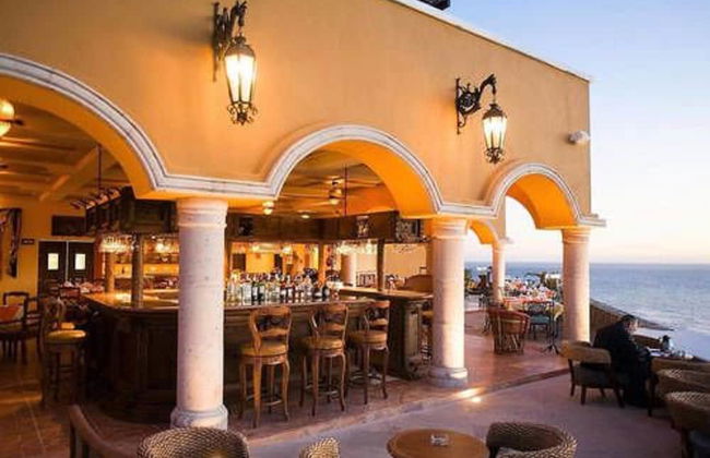 Exclusive Family Suite with Beautiful View at Cabo San Lucas - Photo 42