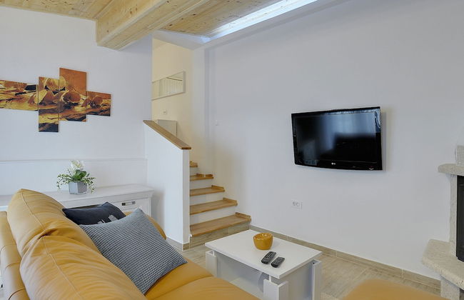 Detached House With Private Pool Near the Coast - Foto 9