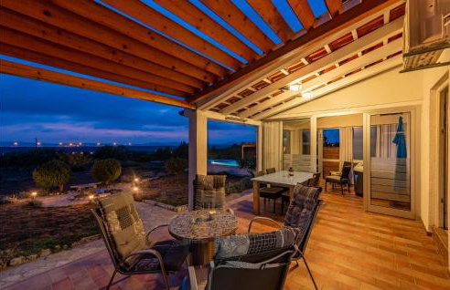 Awesome Home In Krkovic With Sauna - Photo 33