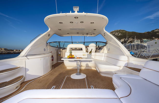 Luxury Yacht Hotel - Foto 23