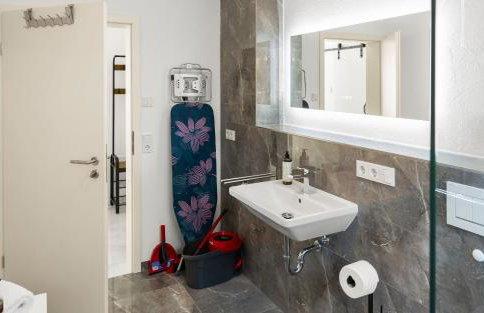 Lit Living Deluxe Apartments Wörth - Parking - Box Spring - BBQ - Balcony - Foto 61