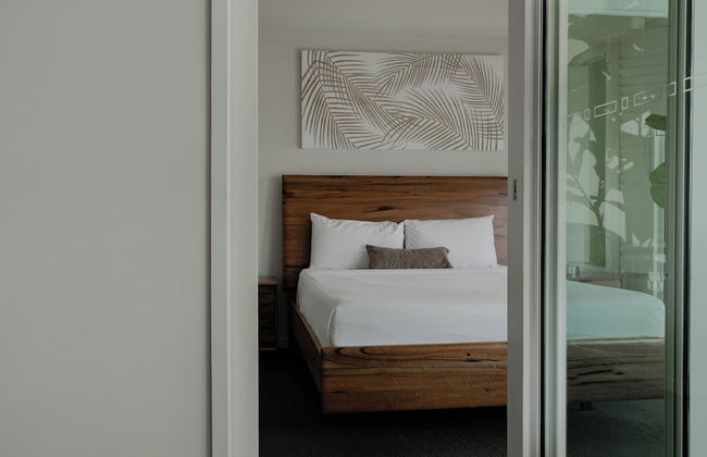 Lanai Riverside Apartments - Photo 12