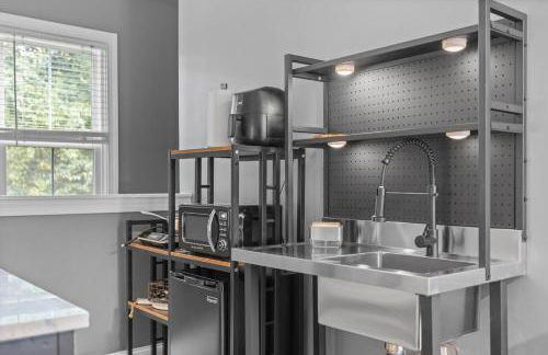 Charming Chic Charleston & DI Loft Getaway - Foto 13