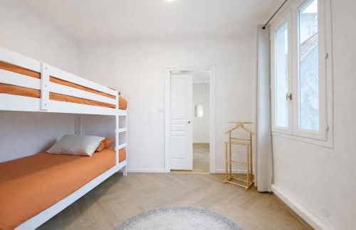 Le Repaire des Chevaliers - Centre et cité à pied - Foto 2