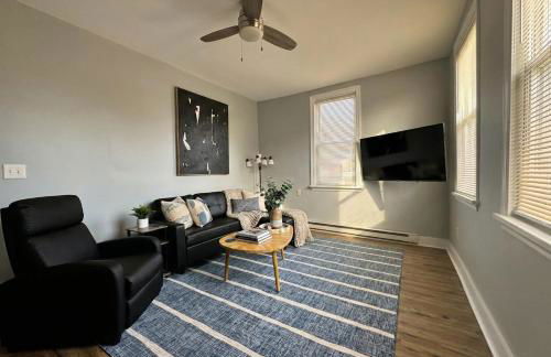 Modern Cozy Unit With King Bed - Foto 14