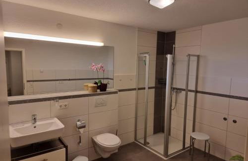 "Schwarzwaldblick" Ferienwohnung 2-4 Pers 65qm, schöne ruhige Südhanglage mit herrl Aussicht - Foto 10