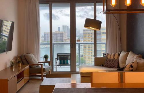 Elegance in Miami Beach, Kitchen & Views -A - Foto 12