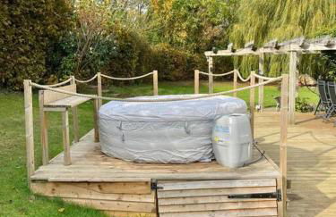 Totally Private, idyllic House with hot tub in an acre of private gardens - Foto 19