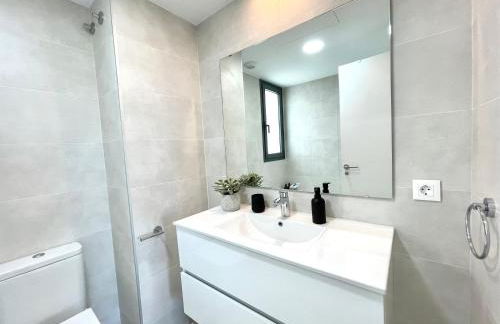 Beach Paradise 2 Bedrooms - Photo 26