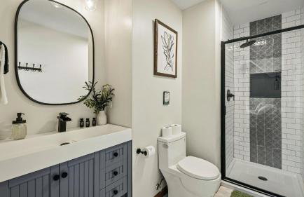 Laker's Pointe by Avantstay Lakefront Private Peninsula Hot Tub, Game Room - Foto 84