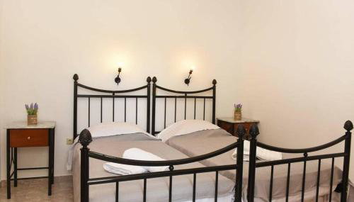 Atropos Varvara - Foto 4