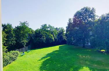 Large Central Apartment - MODERN & Fully Equipped - near fair - Foto 9