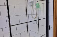 Bonnie Lodge-Lochside Location with Hot Tub - Photo 29