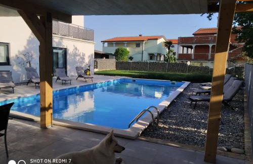 Apartment ENJOY BLUE, with pool & pets welcome - Foto 4