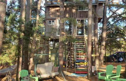 Magical Tree House Rental Nestled in the Woods on Farm Retreat near St. Louis, Missouri - Foto 41