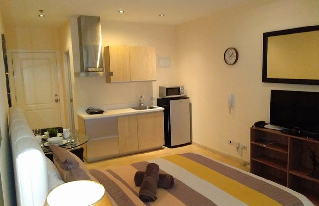 Seven Doors in Gramercy Makati - Photo 17