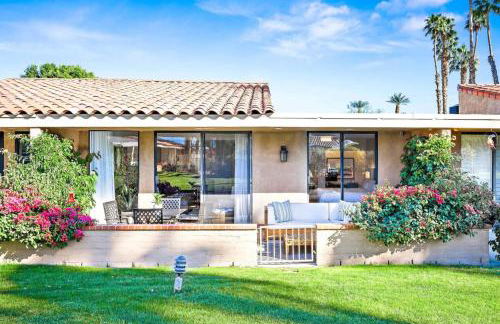 Sunrise Sanctuary Monthly Retreat with Pool - Foto 1