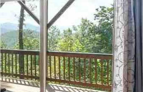 Red Rooster Family Cabin w/Hot Tub+Fire Pit+View - Foto 67