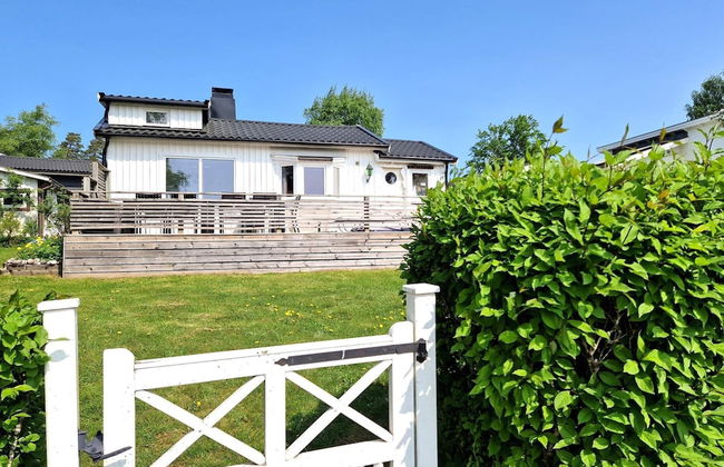 4 Star Holiday Home in Skovde-by Traum - Photo 1