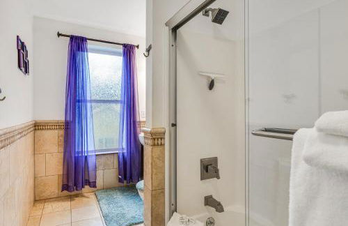 The Artist's Lakeside Hideaway - Foto 28