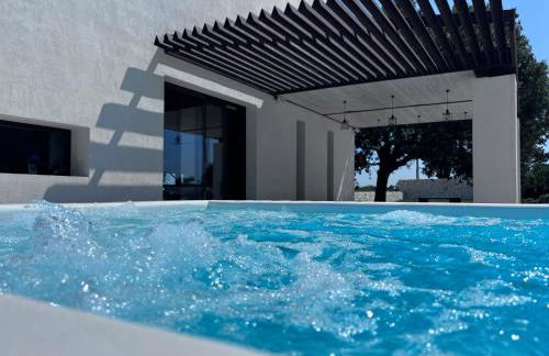 Aeneas Villa Pool & Jacuzzi al mare Torre Guaceto - Foto 19