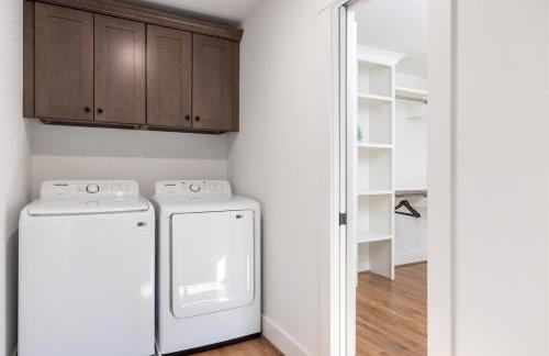 Disc Golf Getaway - Hot Tub, Soaking Tub, Games - Near Uptown - Foto 2