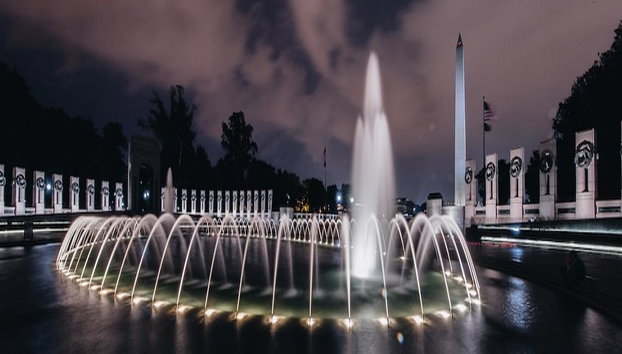Travel Curious: The National Mall at Dusk - Private Evening Tour - Photo 5