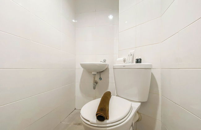 Homey And Cozy Studio Apartment At The Alton - Foto 9