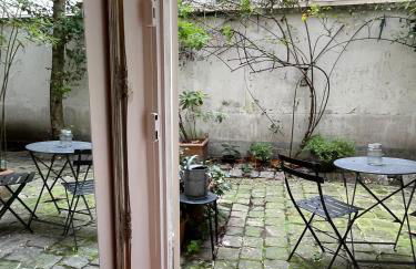Chic neighborhood charming courtyard studio 7th - Foto 5