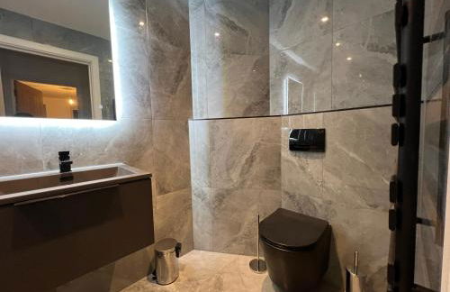 Starlight Lodge - 4 bedroom Barn with Hot Tub! - Foto 6