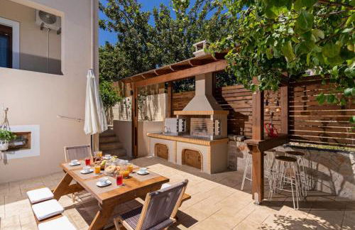 Villa Ellovos with Private Pool - Foto 9