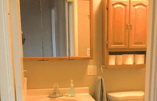 Nugget Place-Includes three separate two bedroom units near Mendenhall Glacier-DISCOUNTS ON TOURS! - Foto 38