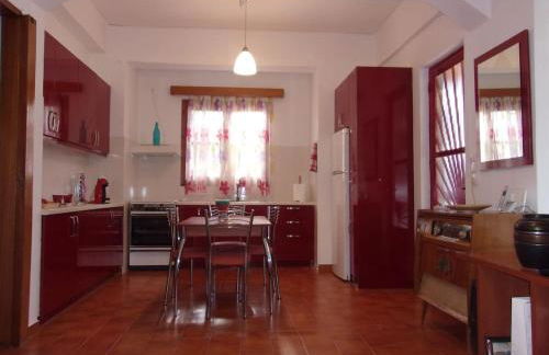 FAMILY HOUSE NEAR THE BEACH DREPANO-NAFPLIo - Foto 1