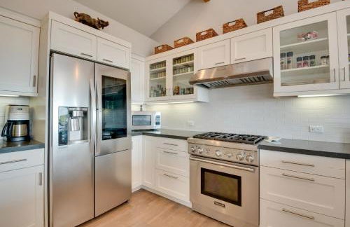 Malibu Retreat with Balcony and Mountain Views - Foto 10