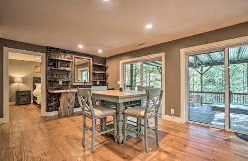 Riverfront Tallulah Falls Cabin with Hot Tub! - Foto 16